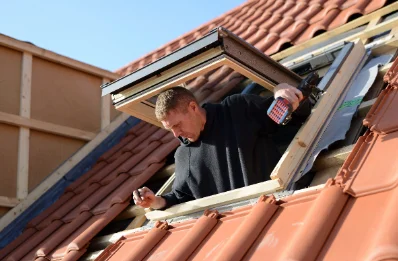 Pose de fenêtres de toit Velux à Lamanon